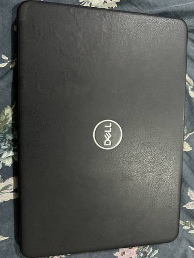 Dell Latitude 3300 – 4GB RAM / 256GB NVMe SSD – Excellent Condition