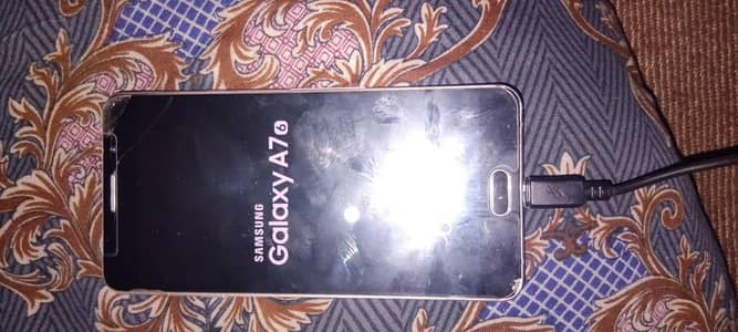 Samsung  galaxy A7 hai official pta prove hai