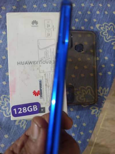 Huawei nova 3i ,with box,Huawei original fast charger, meter long cabl