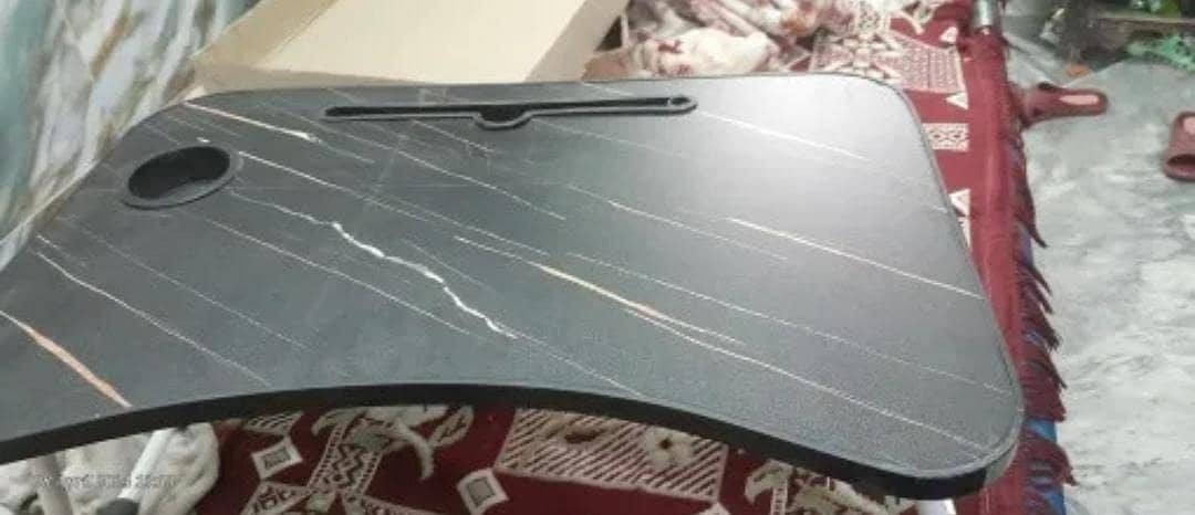 Laptop / Study Table 2