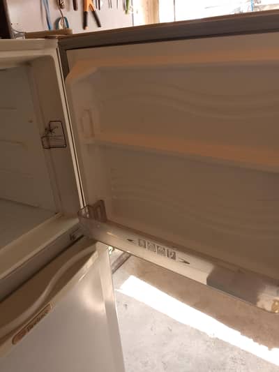fridge good condition
