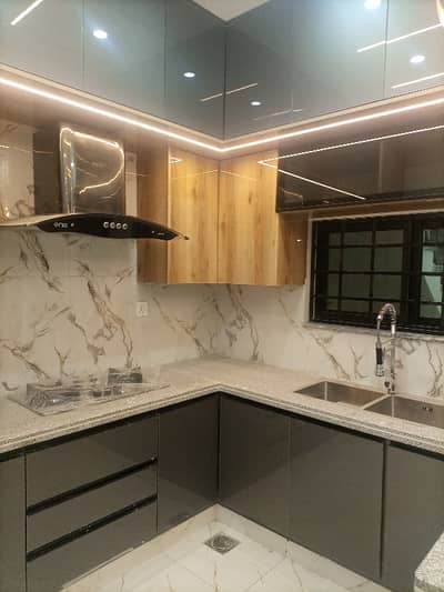 First floor portion for rent