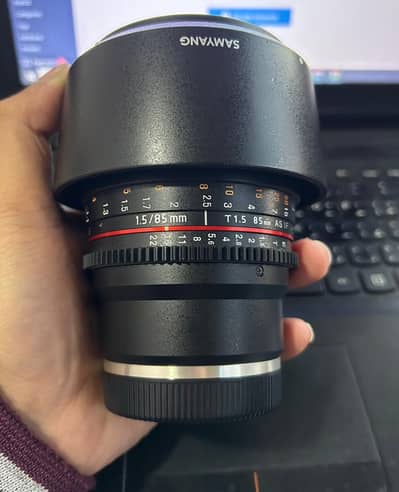 Samyang 85mm 1.5 T Mannual focus lens for Sony