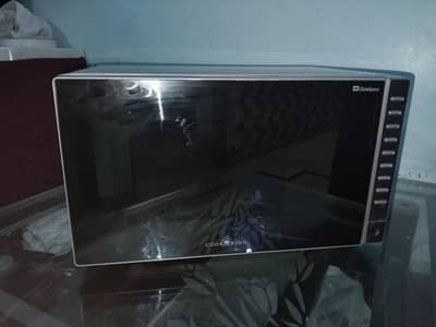 Dawlance Microwave Oven – Excellent Condition