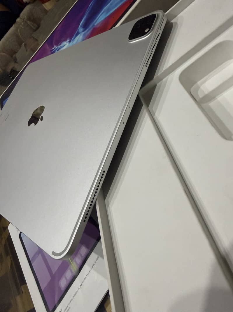 iPad Pro 4th generation 512gb 5