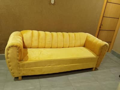 5 Seater Sofa Urgently for sale