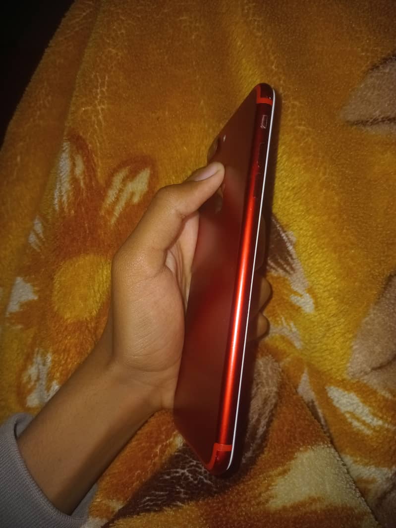 Apple iPhone 7 Plus 1