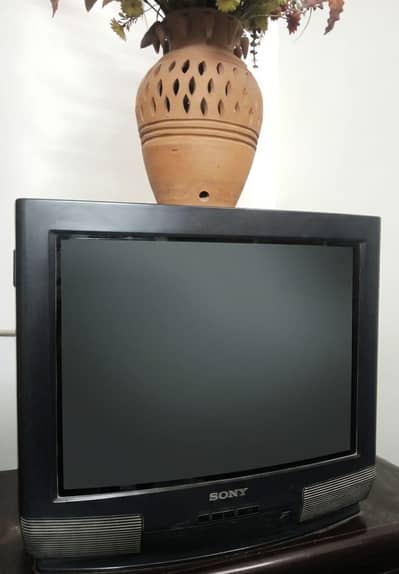 CRT SONY TELEVISION