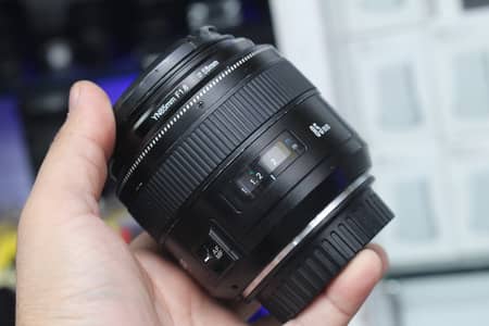 Yongnue 85mm 1.8 Lens (Canon)