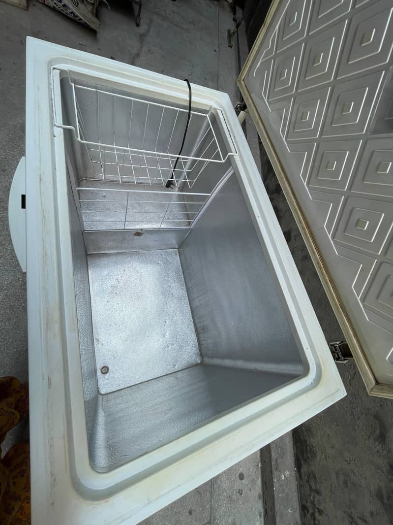 waves deep freezer 2