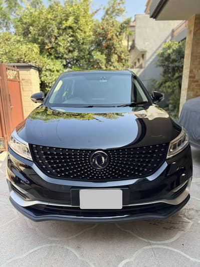 DFSK Glory 580 Pro Black Color 2023 Model B2B in Original Condition