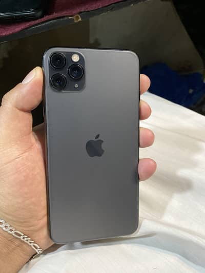 11pro max 64gb pta total genuine 10/10 