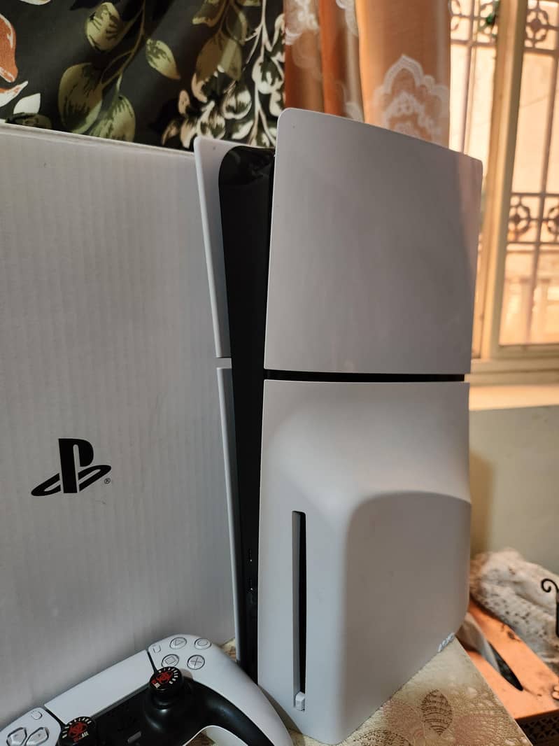 ps5 slim TB 1