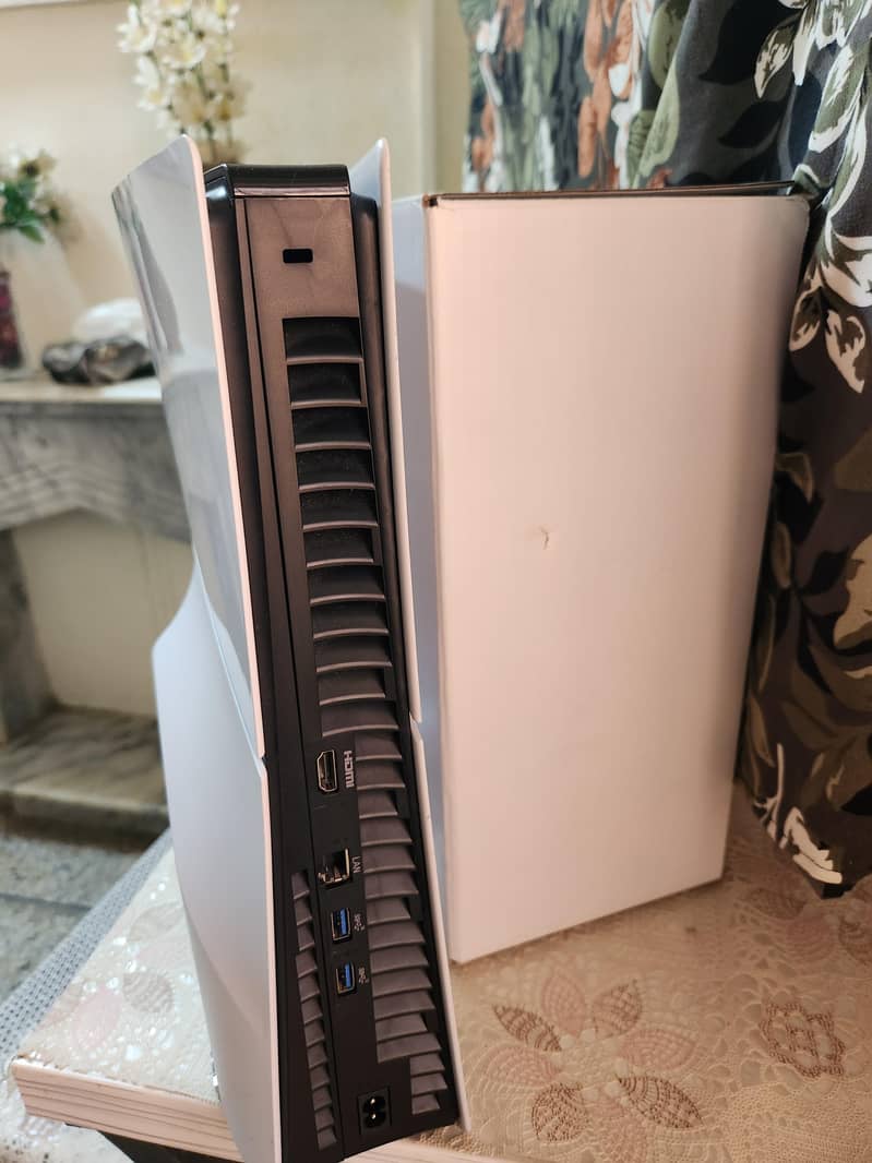 ps5 slim TB 4