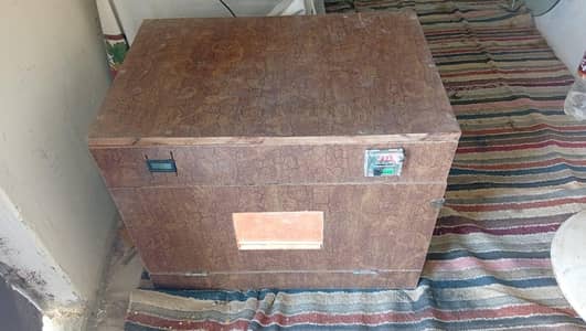 INCUBATOR 40 EGGS