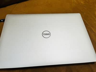 Dell Precision 5520-Core I7-16GB RAM-512GB SSD-Quadro M1200 (4GB)