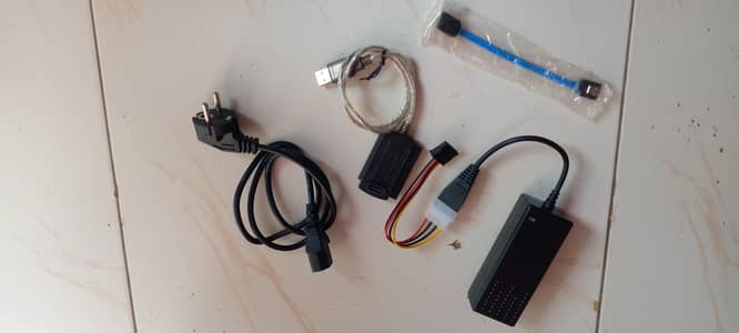 sata . hard disc se data copy k lea. aur extra dvd player chalane k le