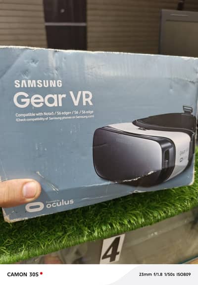 Samsung Gear Virtual Reality Headset brand new UK imported