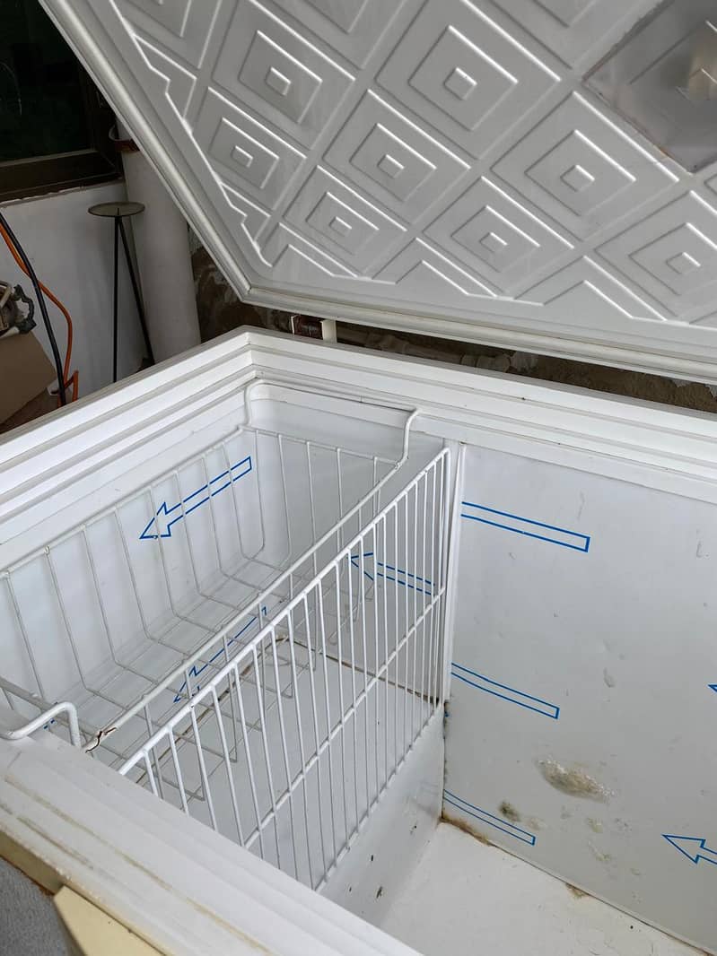 waves deep freezer 2