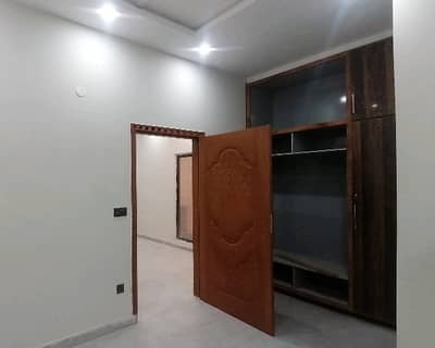 Brand New 3 Marla House Available In Lalazaar Garden For sale