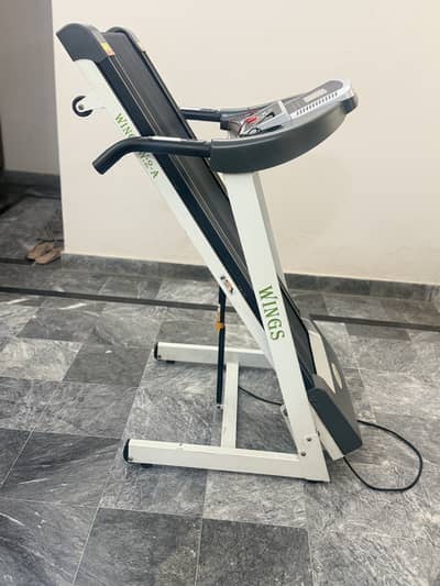 WINGS - W : 2-A DOUBLE TRACK 2.75 HP (AUTO INCLINE) Treadmill