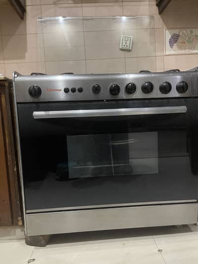 cooking range 5 burners in great working condition