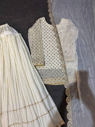 3 PC white mirror work sharara set 10/10 condition