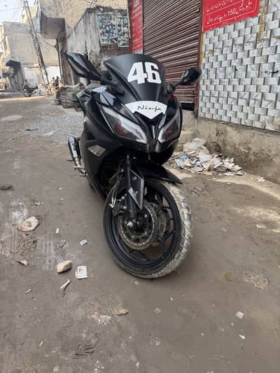 Kawasaki zx300 replica bike