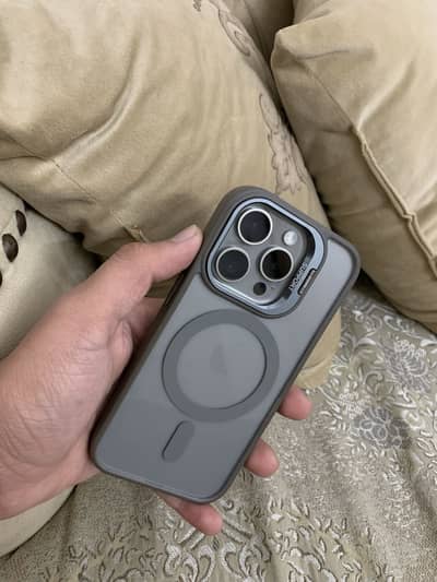 iPhone 15 pro non pta