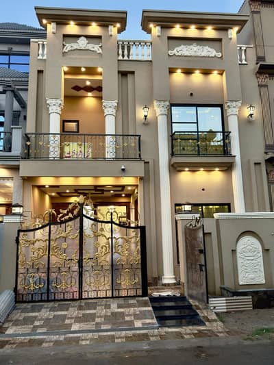 Prime Location House Of 5 Marla In Park View City - Jade Extension Block For Sale