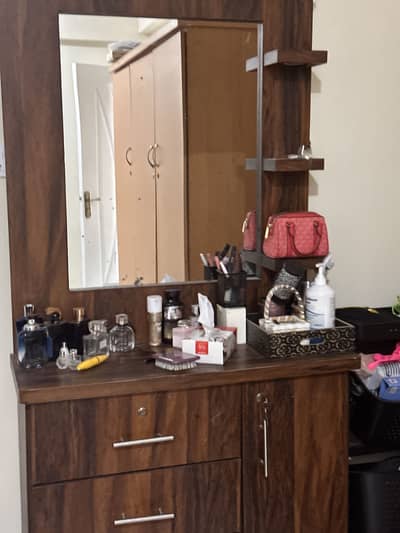 Urgent sale shifting