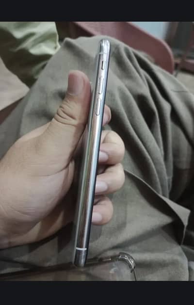 iPhone x pta approved