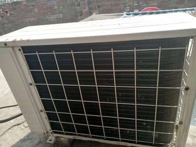 1.5 ton orient simple A. C