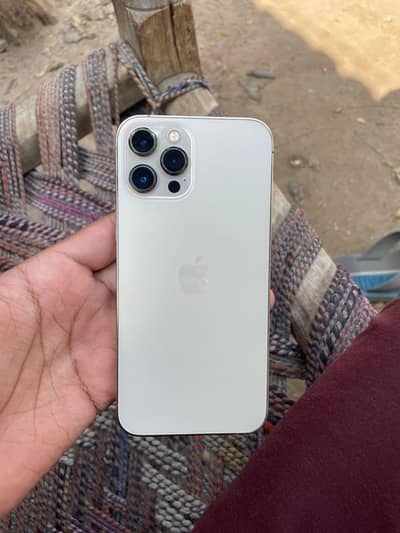 total geunine 12 pro max 128gb Factory unlock battery health 80