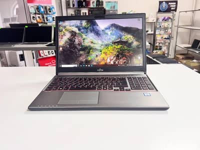 Fujitsu lifebook E756 i5 6th generation 8GB ram 256gb ssd