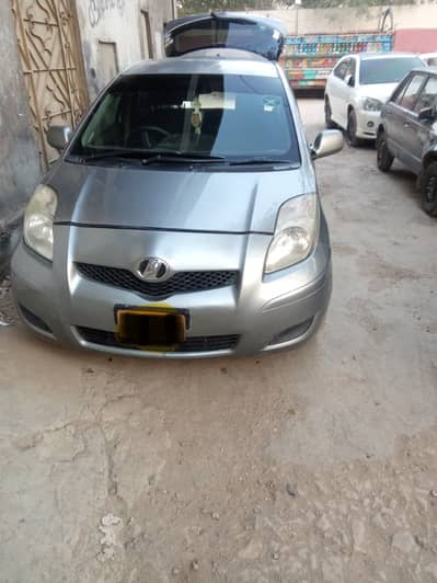 Toyota vitz 2009