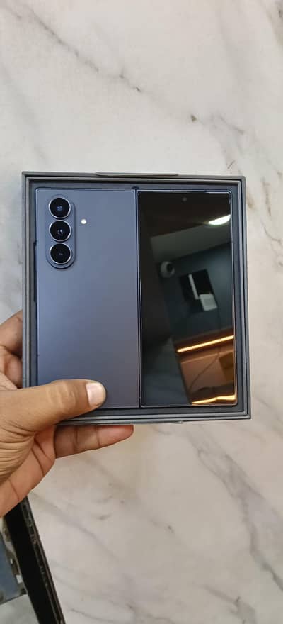 Urgent Sale Z Fold 7 12/256 With Box Brand New Condition