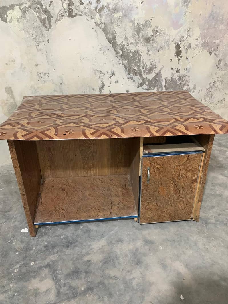 Office table / Computer table 4