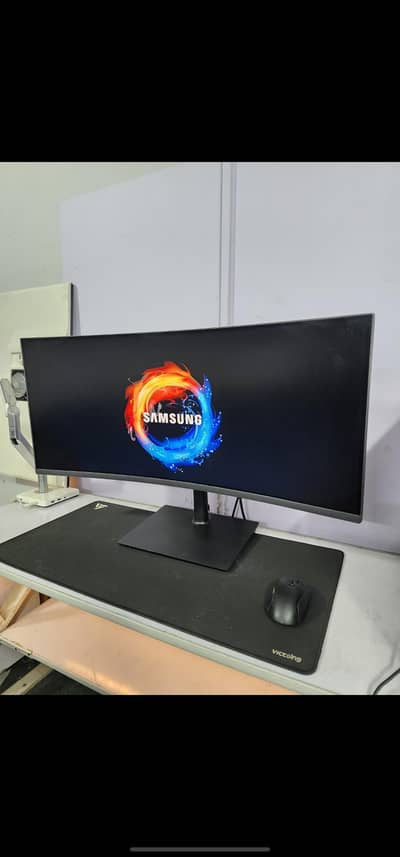 Samsung 34inch Curved Ultrawide WQHD 100hz USB-C Hub Monitor