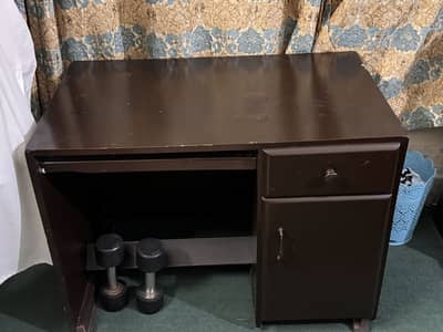 STUDY&COMPUTER TABLE.