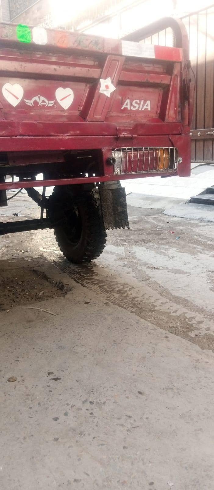 نیو ایشیاءلوڈر رکشہ نہایت ہی مناسب قیمت میں 9