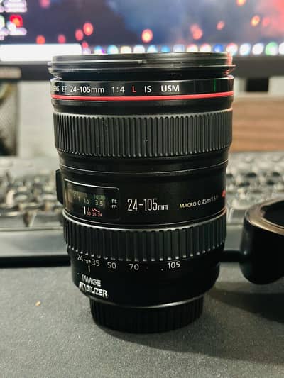 Canon EF 24-105mm f/4L IS USM lens