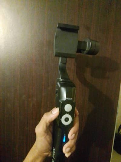 Jis bhai ko b cahiye Sirf wohi contact kre