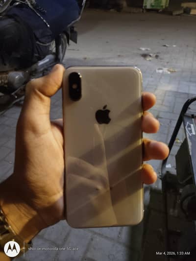 Iphone X pta approved  box bhe ha