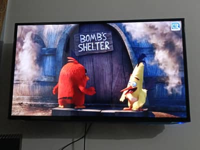 43inch Smart TV led almost new condition