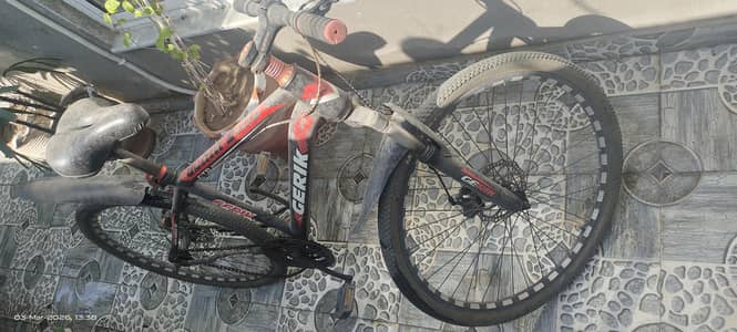 2 years used bicycle without gears a solid one