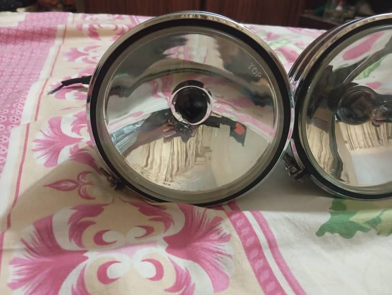 universal light with long range 3