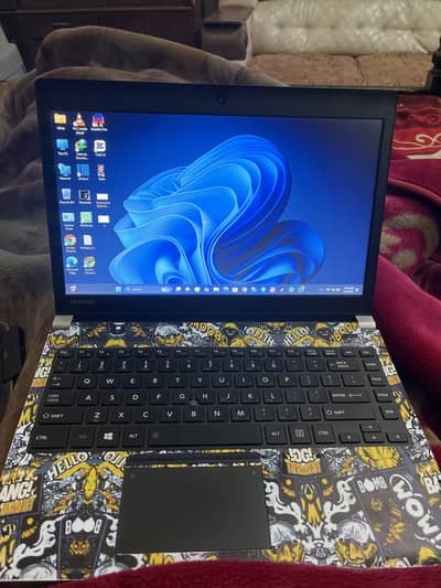 Very Slim i7 4gen 8gb ram 256ssd 4hours battery time condition 10/10