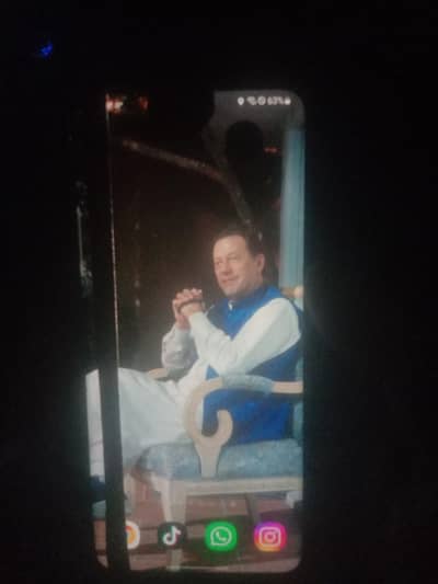 s20 5g none pta panel men dot line