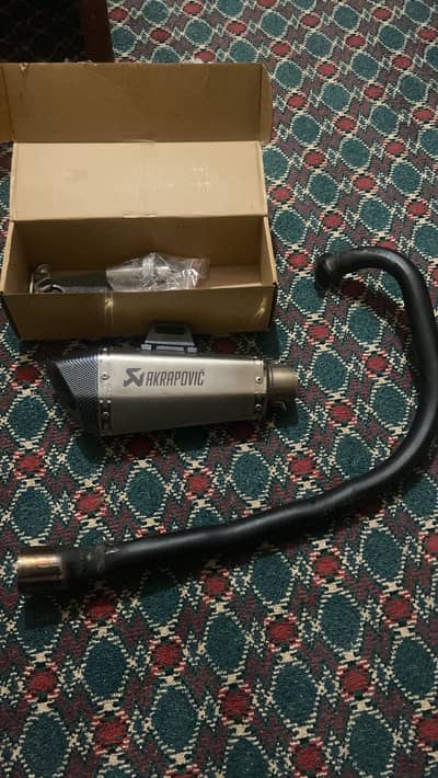 akrapovic shark brand new